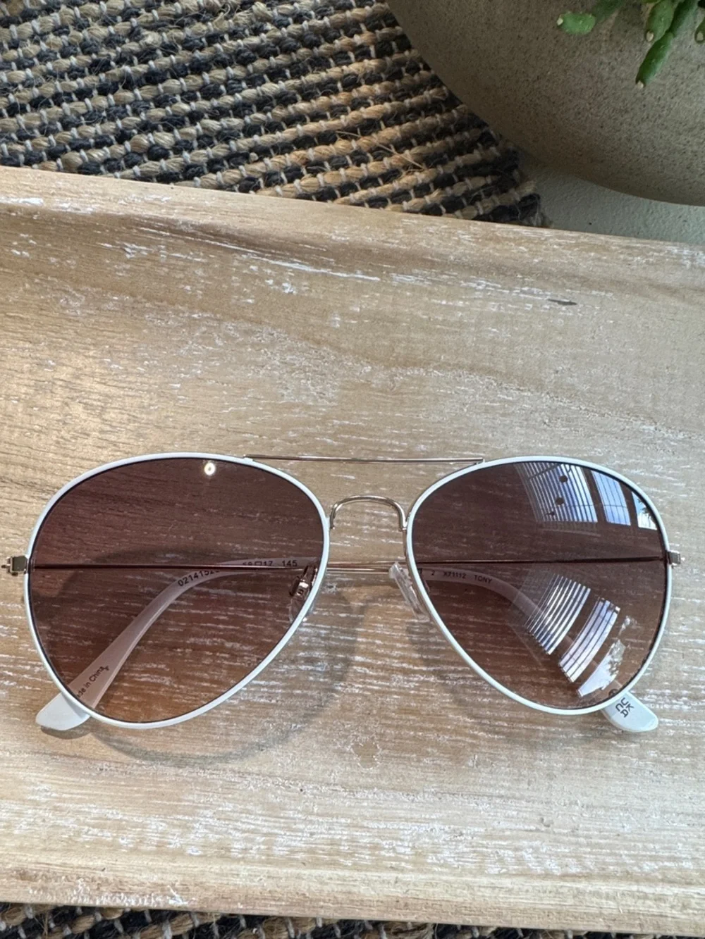 NWOT - Juicy Couture - Tony White and Gold Framed Aviators
